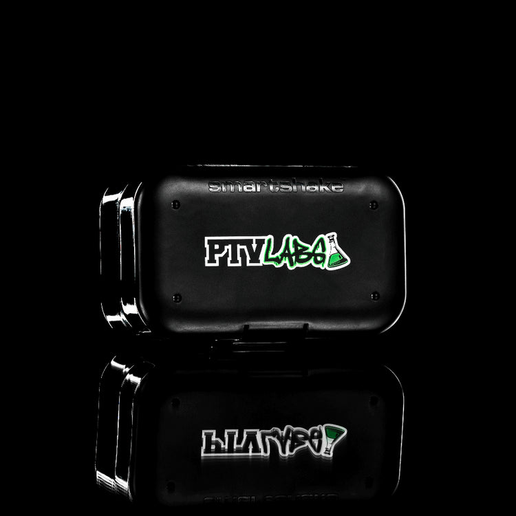 Vitamiinilaatikko – musta lisäravinneboksi pillerien ja kapseleiden säilytykseen